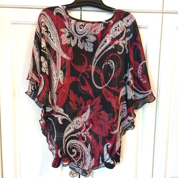 Avenue Black/Red/White Top, Size 22/24 - Picture 3 of 3